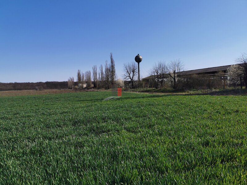 Autostrada Bucuresti Ploiesti, in apropiere, teren